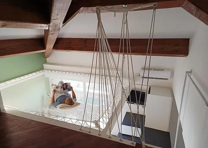 A 50m Des Plages Saint-Raphaël