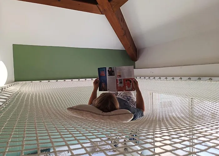 A 50m Des Plages Apartment *